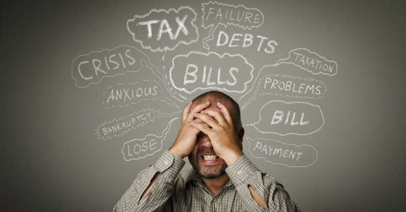 28319 finances man struggle challenge.1200w.tn